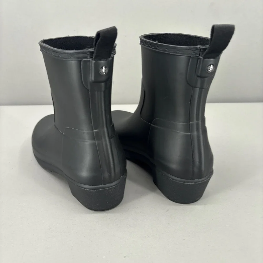 Hunter Rain Boots Womens‎ Size 8 All Black Rubber Ankle Booties Heel Waterproof